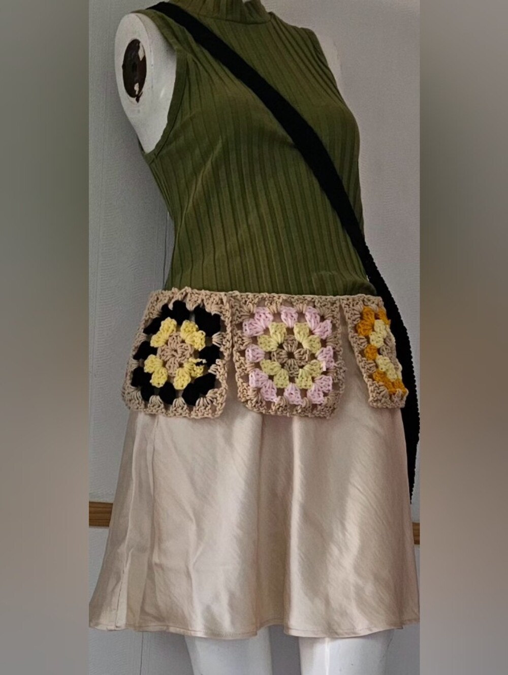 Crochet Granny Square Pastel Gladiator Belt Accent Beige Flare Mini Skirt M